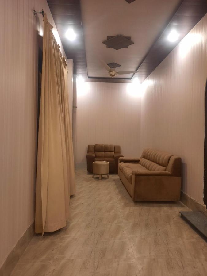 Royal Fort Executive Hotel Gulberg Lahore Exteriér fotografie