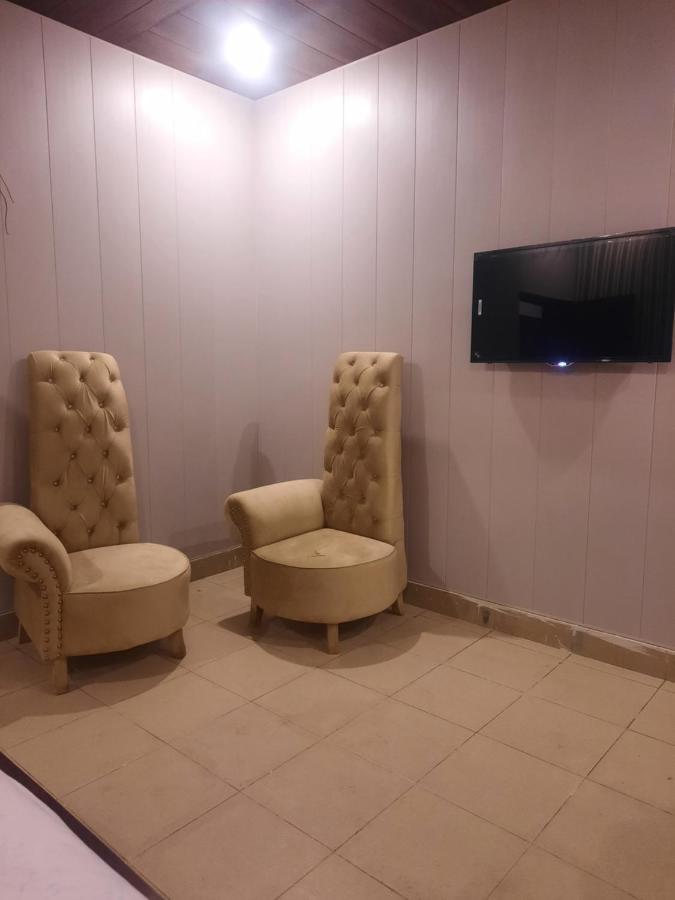 Royal Fort Executive Hotel Gulberg Lahore Exteriér fotografie