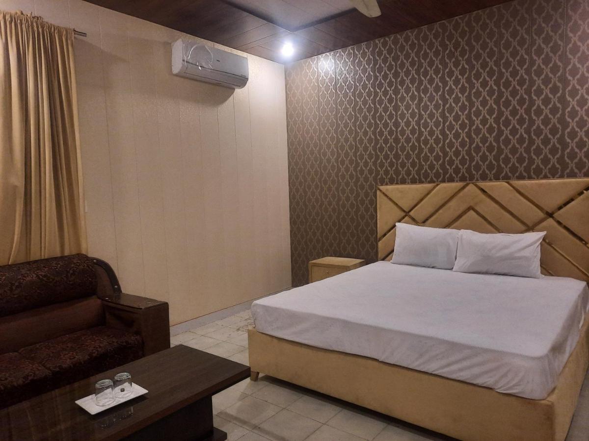 Royal Fort Executive Hotel Gulberg Lahore Exteriér fotografie