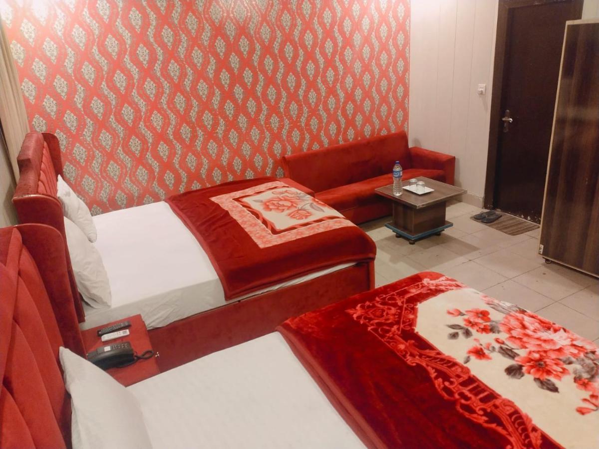 Royal Fort Executive Hotel Gulberg Lahore Exteriér fotografie