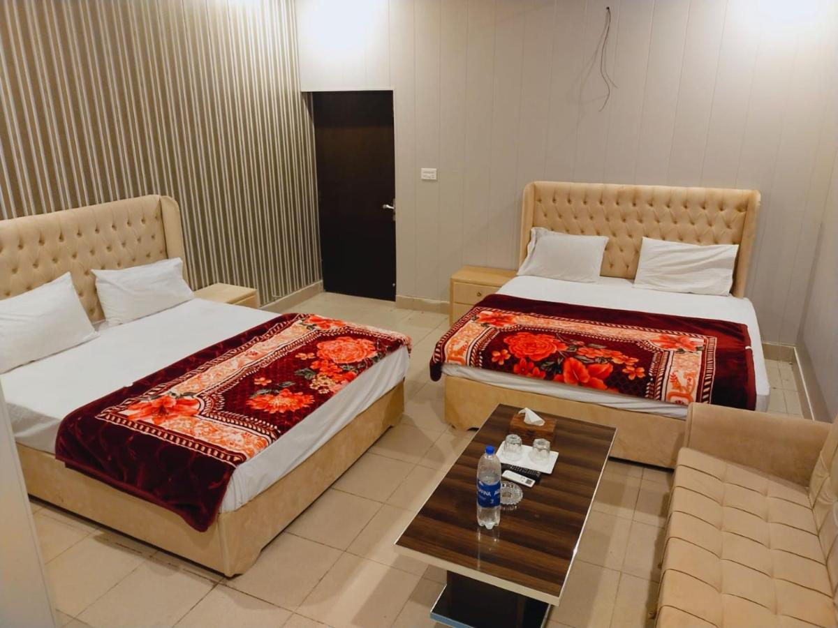 Royal Fort Executive Hotel Gulberg Lahore Exteriér fotografie
