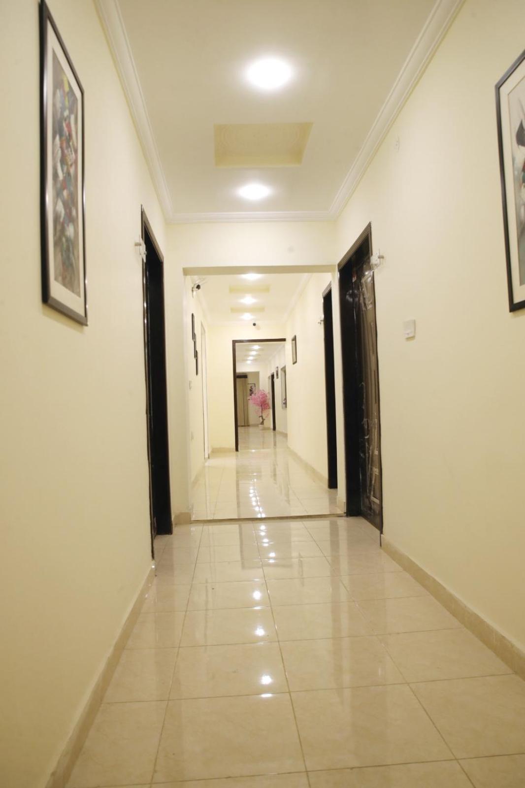 Royal Fort Executive Hotel Gulberg Lahore Exteriér fotografie