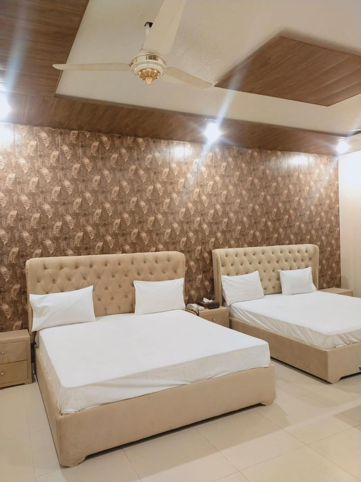 Royal Fort Executive Hotel Gulberg Lahore Pokoj fotografie